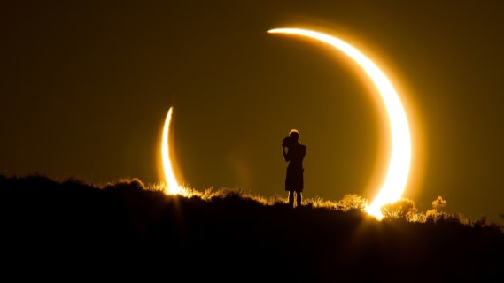 Cover image for the Solar Eclipse 2026: Golden Circle & Reykjanes - Also for Cruises experience