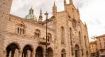 Thumbnail about Duomo and Broletto Como
