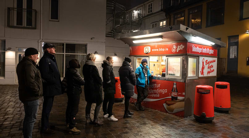 A queue in front of the most famous Hot Dog stand in Iceland