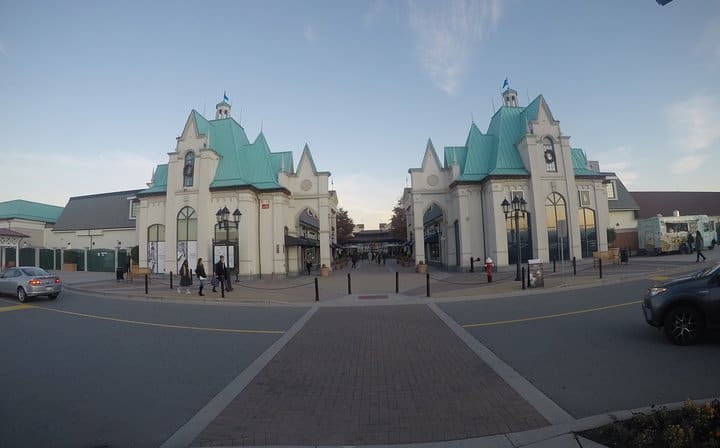 Mac Arthur Glen Designer Outlet Mall