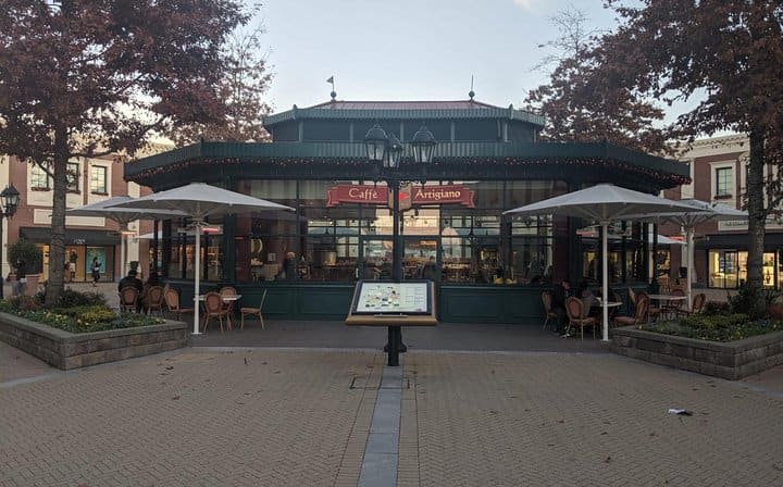 Great Shopping Area