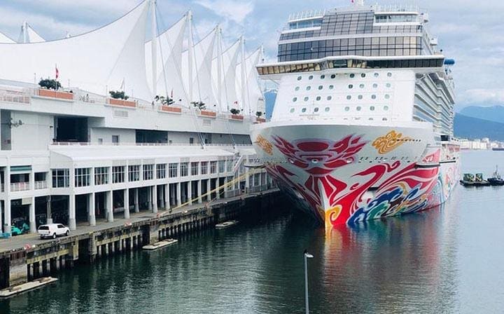 Canada place cruise port