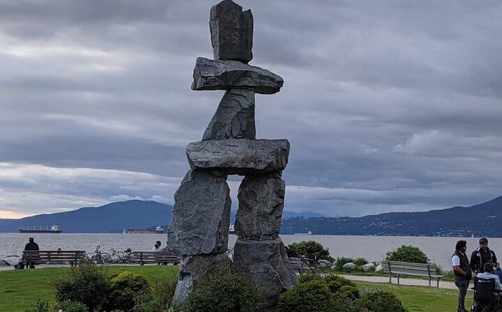 Inukshuk art work