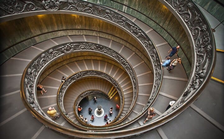 Momo stairs