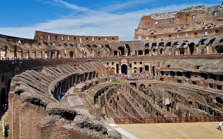 Rome Private Tour Colosseum, Baths of Caracalla and Circus Maximus VIP Entrance