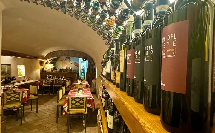 Rome Lunch Food Tasting with Wine Pairing Experience Trastevere