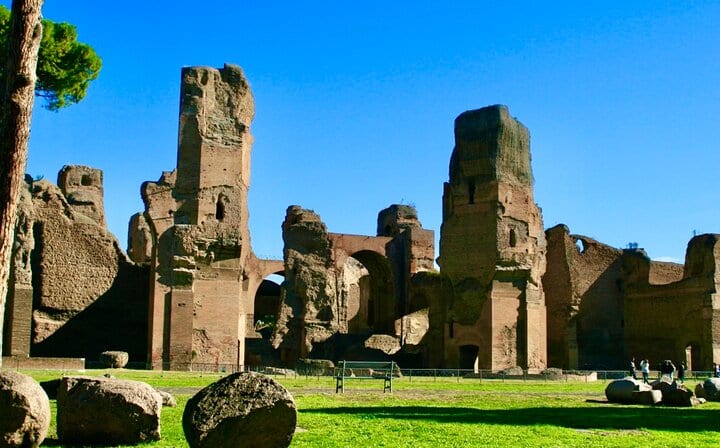 Rome Private Tour Colosseum, Baths of Caracalla and Circus Maximus VIP Entrance