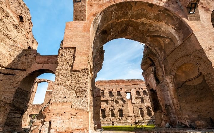 Caracalla Bath private