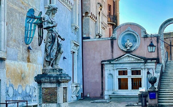 Exclusive | Castel Sant Angelo & Breakfast Private Guided Tour