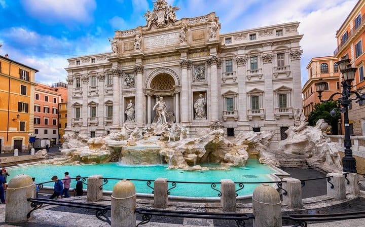 Rome Exclusive Underground Catacombs Guided Tour & Hop-on Hop Off Open Bus Tour