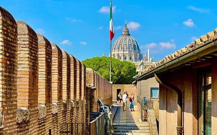 Castel Sant Angelo & Breakfast Private Tour