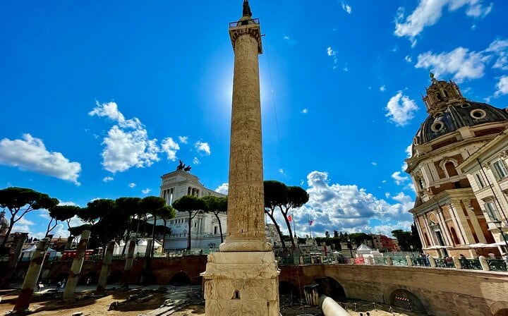 Colosseum, Roman Forum, Palatine Hill, and Panoramic Views Tour