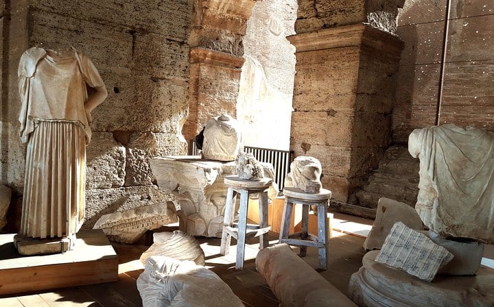 Best of Rome Exclusive Colosseum, Vatican Museum & Rome chauffeured Private Sightseeing Tours