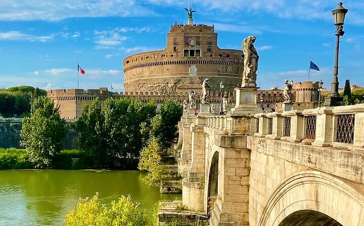 Rome Hop On Hop Off Open Bus + Vatican Museum Sistine Chapel Tour| Fast Track