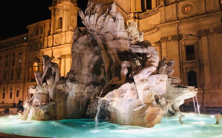 Fountains at night Best of Rome_By_Night Tour