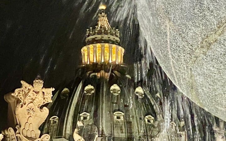 Best of Rome_By_Night Tour St Peter's Basilica by night by car