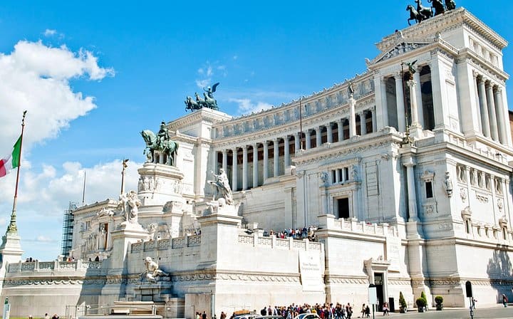Rome Exclusive Underground Catacombs Guided Tour & Hop-on Hop Off Open Bus Tour