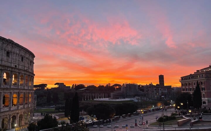 Best of Rome_By_Night Tours Colosseum by night by car