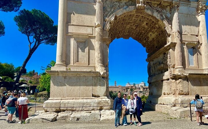 Colosseum, Roman Forum, Palatine Hill, and Panoramic Views Tour