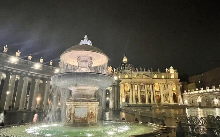 Best of Rome_By_Night Tours St Peter's Basilica by car