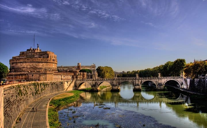 Rome Exclusive Underground Catacombs Guided Tour & Hop-on Hop Off Open Bus Tour