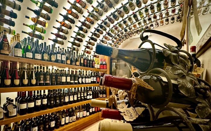 Rome Dinner Food Tasting with Wine Pairing Experience Trastevere