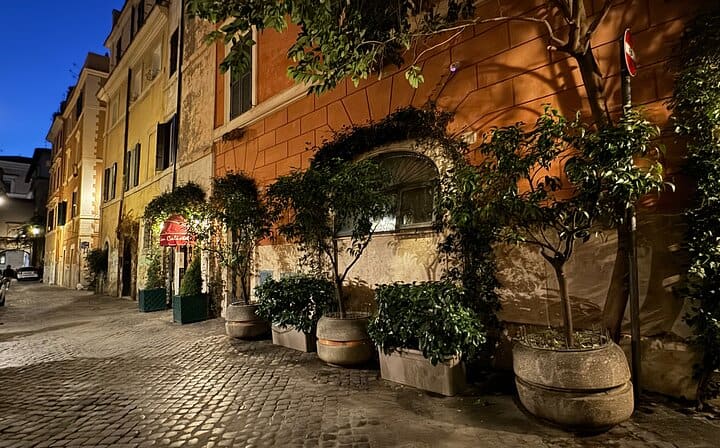 Rome Dinner Food Tasting with Wine Pairing Experience Trastevere