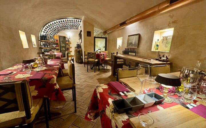 Rome Dinner Food Tasting with Wine Pairing Experience Trastevere