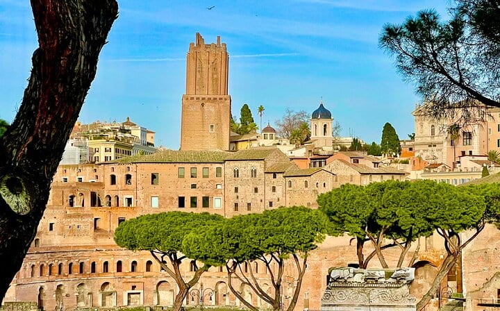 Capitoline Museum, Michelangelo square and panoramic views of Rome