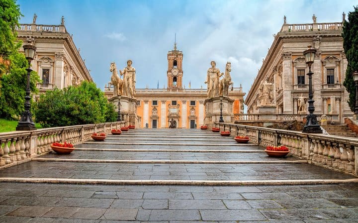 Capitoline Museum, Michelangelo square and panoramic views of Rome