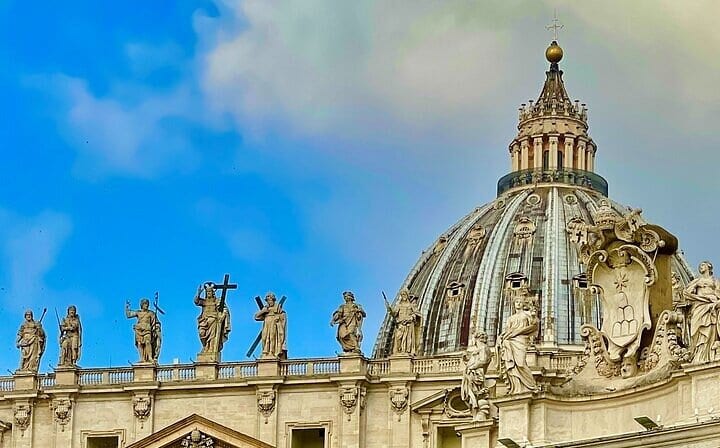 Saint Peter and Dome plus Breakfast