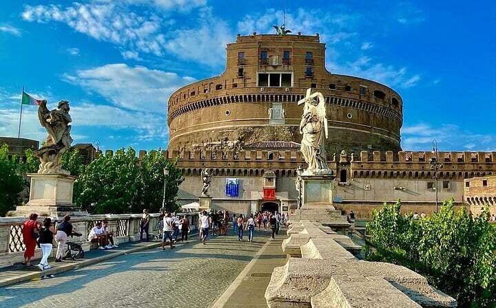 Rome Sightseeing and Catacombs Exclusive Underground Guided Tour, Tickets and Transfer included