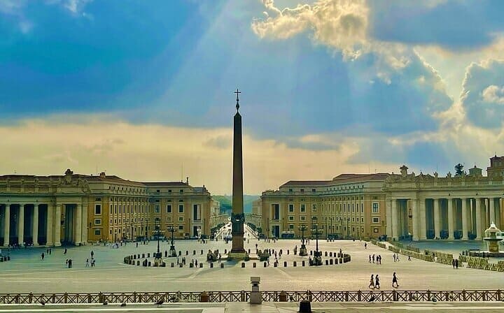 Saint Peter and Dome plus Breakfast