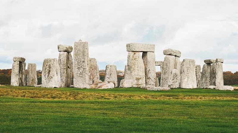 Stonehenge explore UK