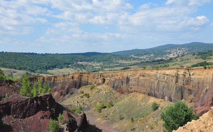 The extinct volcano