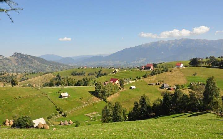 Pestera mountain village