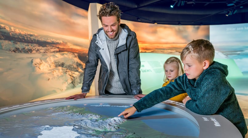 Interacting with wonders of nature at Perlan Museum