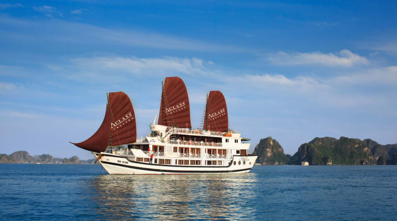 Aclass_Stellar_Cruise_Halong