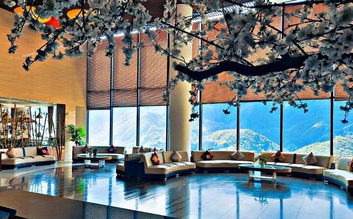 Normally, we use AMAZING HOTEL for this tour. If it is fully booked, we will use similar with same quality & service.