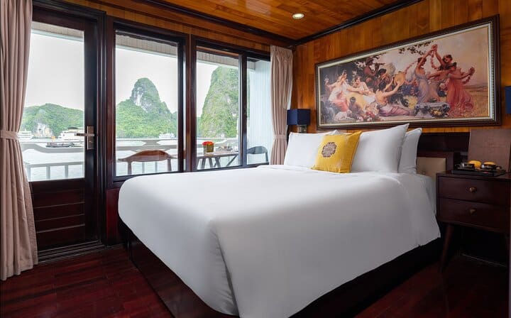 From Hanoi: Ninh Binh Tour and Ha Long Bay Cruise 3-Day Trip
