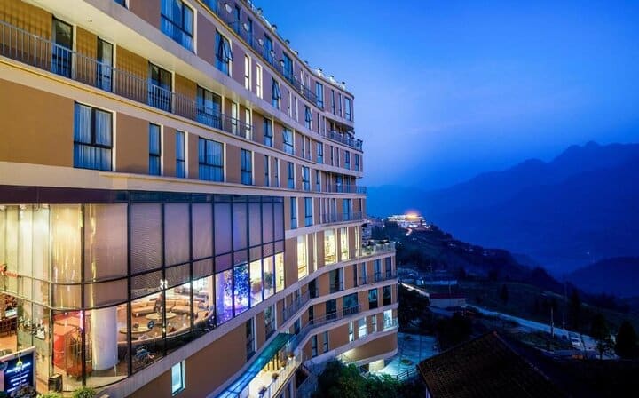 Sapa Trekking 3days/2nights from Hanoi by Limousine Roundtrip