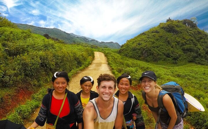 Sapa 3days 2nights By Cabin Bus (Overnight in Hotel and Homestay)