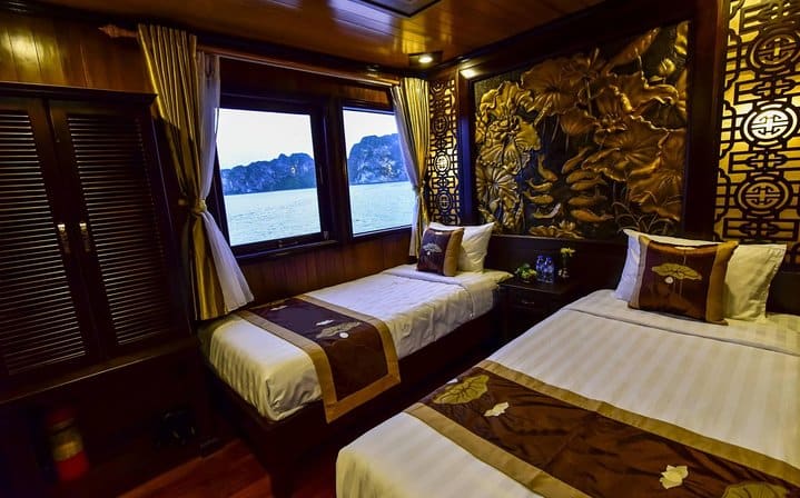 Renea Cruise- Boutique Overnight Cruise in Bai Tu Long Bay ( 2D1N Tour)