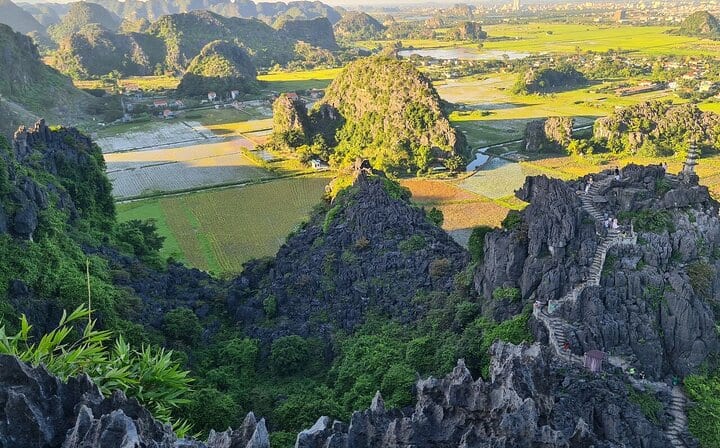From Hanoi: Ninh Binh Tour and Ha Long Bay Cruise 3-Day Trip
