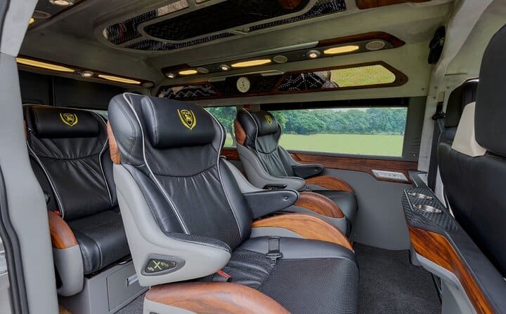 Hanoi To Sapa or Return Luxury Limousine Bus Transfer