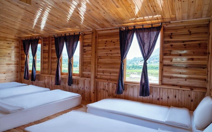 Sapa Budget GROUP TOUR 2 days 1 night from Hanoi by Sleeper Bus