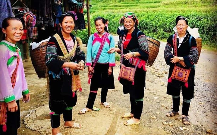 Sapa Budget GROUP TOUR 2 days 1 night from Hanoi by Sleeper Bus