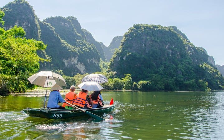 Ninh Binh Getaway Unforgetable Full Day Guided Tour from HANOI
