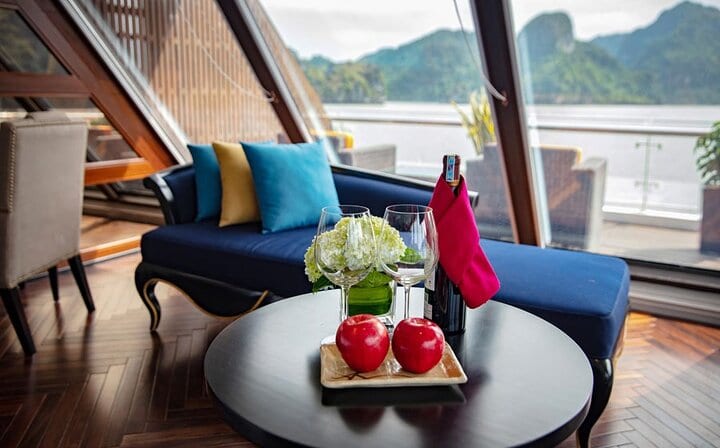 Stellar of The Seas Greatest Cruise in Halong Bay 2 Days 1 Night
