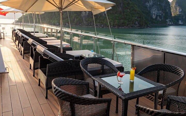 Jadesails- Luxury Halong Bay & Lan Ha Bay 1 Day Cruise from Hanoi